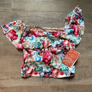 Kortni Jeane Ruffle Around vintage floral